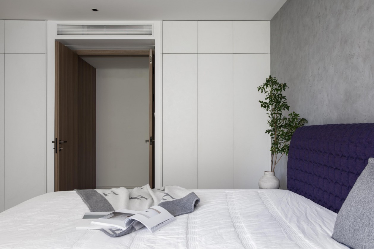 裝修案例現(xiàn)代簡(jiǎn)約風(fēng)格室內(nèi)裝修效果圖-臥室 裝修案例現(xiàn)代簡(jiǎn)約風(fēng)格室內(nèi)裝修效果圖-臥室