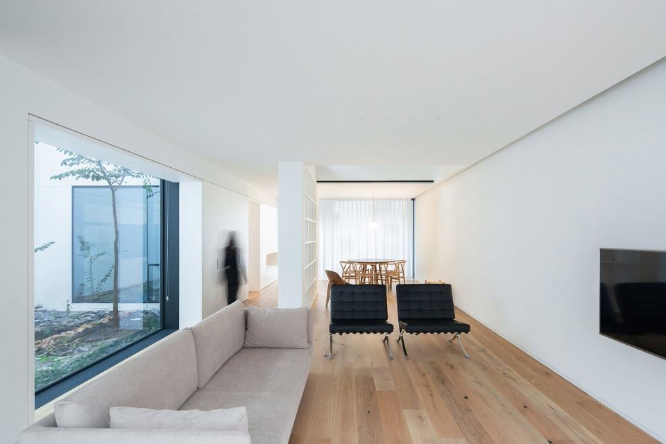 佛山市招商曦岸現(xiàn)代簡約風(fēng)格別墅裝修案例