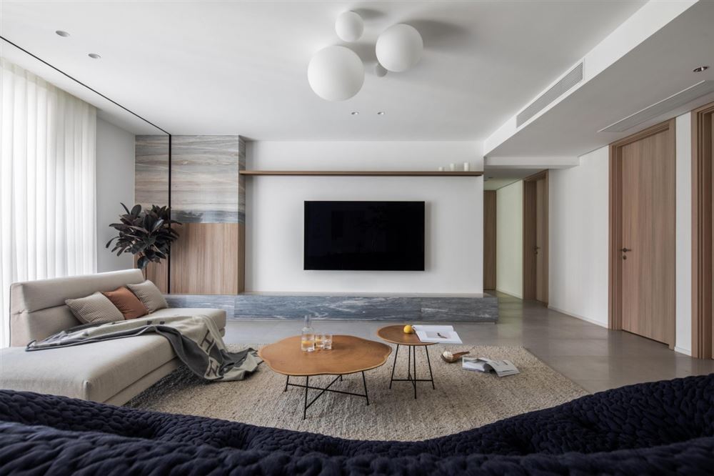 潮州市彩文花園現(xiàn)代簡約風格三居室裝修案例