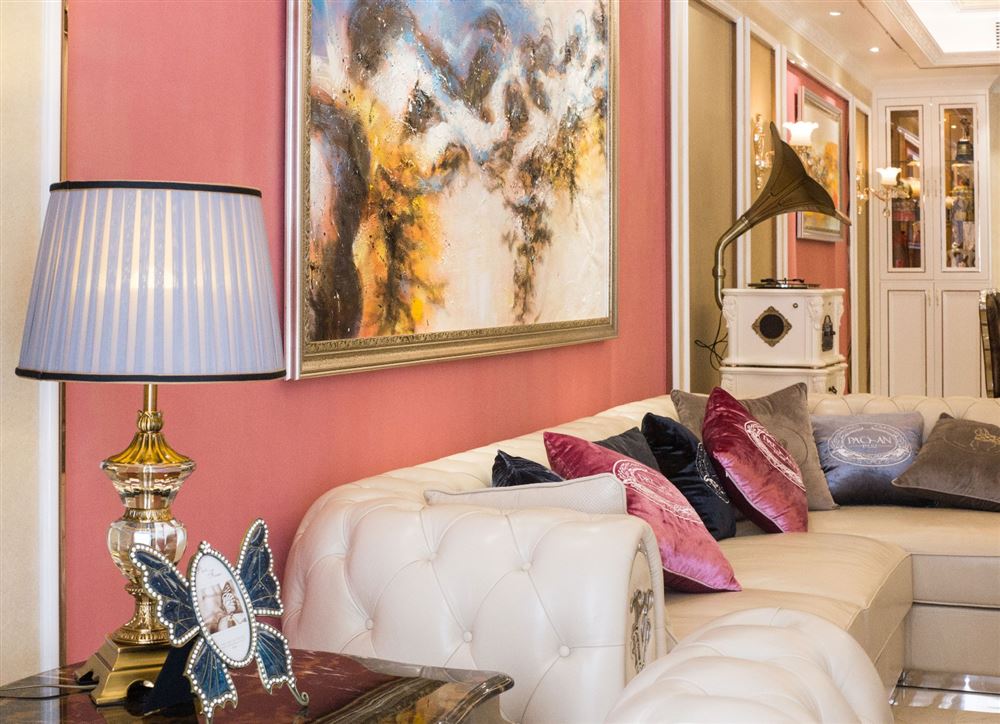 佛山市佛奧灣歐式風(fēng)格三居室裝修案例