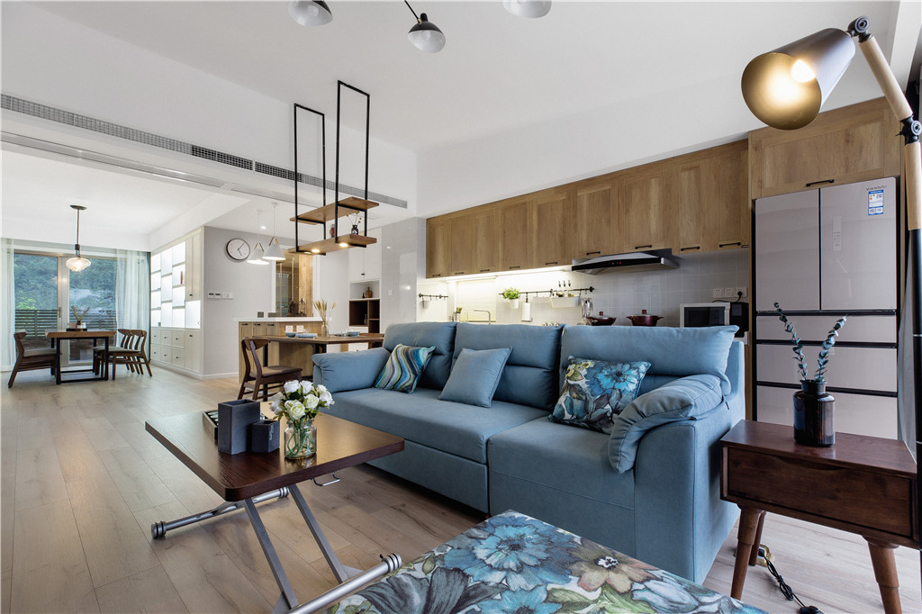 德陽市88號苑北歐風格三居室裝修案例