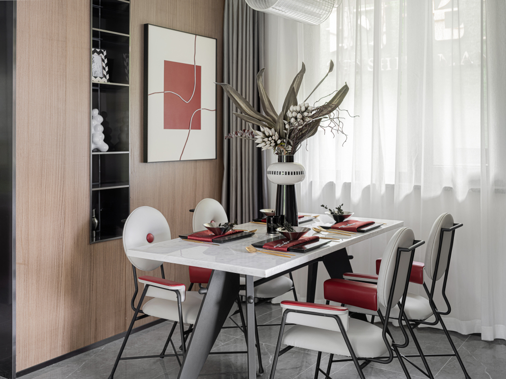 現(xiàn)代前衛(wèi)風格室內(nèi)設(shè)計家裝案例-餐廳 現(xiàn)代前衛(wèi)風格室內(nèi)設(shè)計家裝案例-餐廳