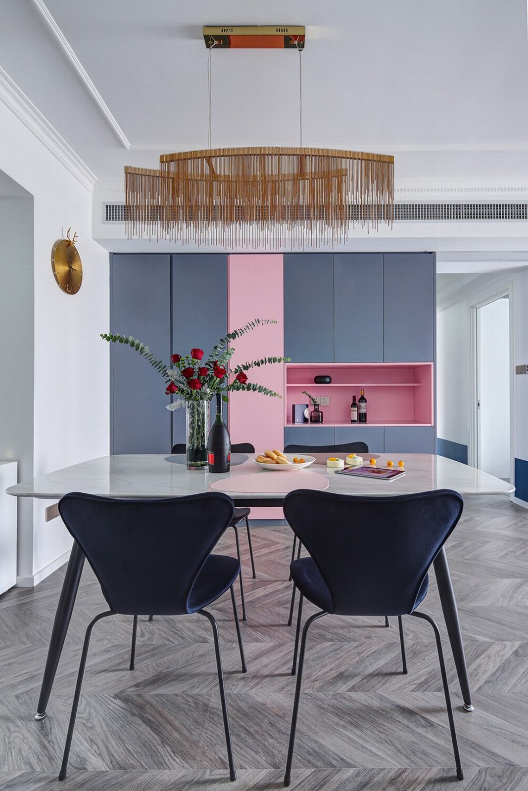 法式風格家裝設(shè)計室內(nèi)裝修效果圖-餐廳 法式風格家裝設(shè)計室內(nèi)裝修效果圖-餐廳