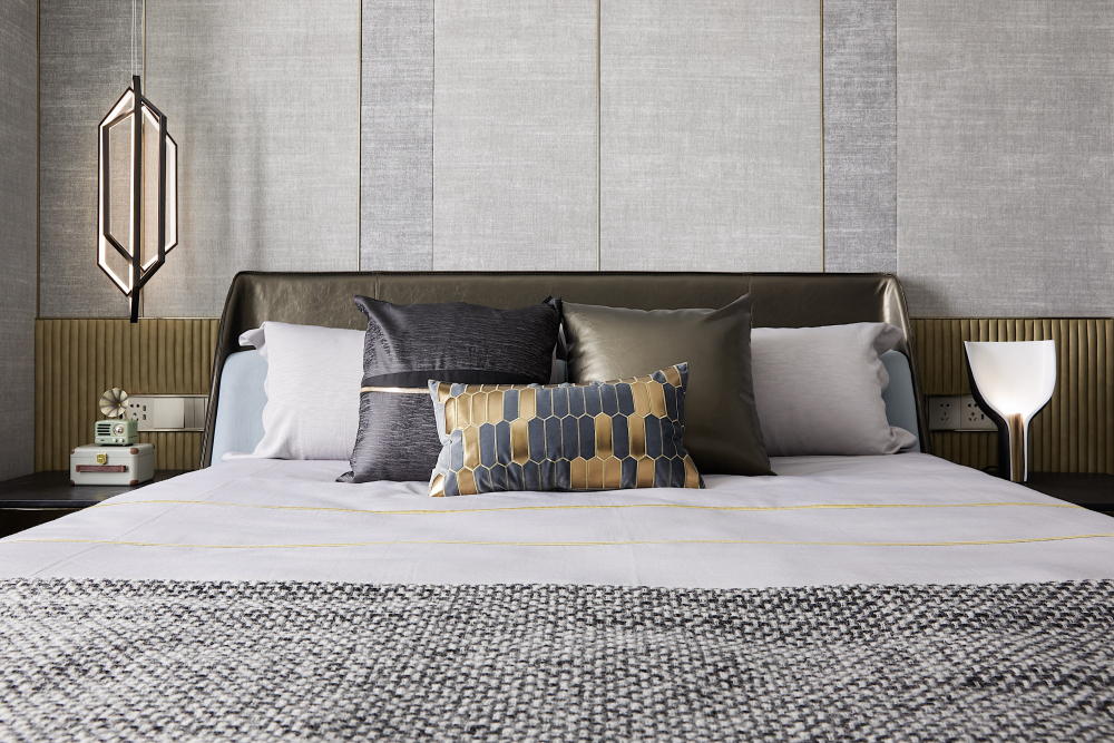 簡歐輕奢風(fēng)格室內(nèi)家裝案例效果圖-臥室 簡歐輕奢風(fēng)格室內(nèi)家裝案例效果圖-臥室