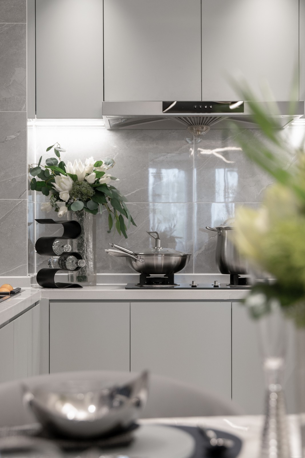 現(xiàn)代簡約風格室內(nèi)設(shè)計家裝案例-廚房 現(xiàn)代簡約風格室內(nèi)設(shè)計家裝案例-廚房