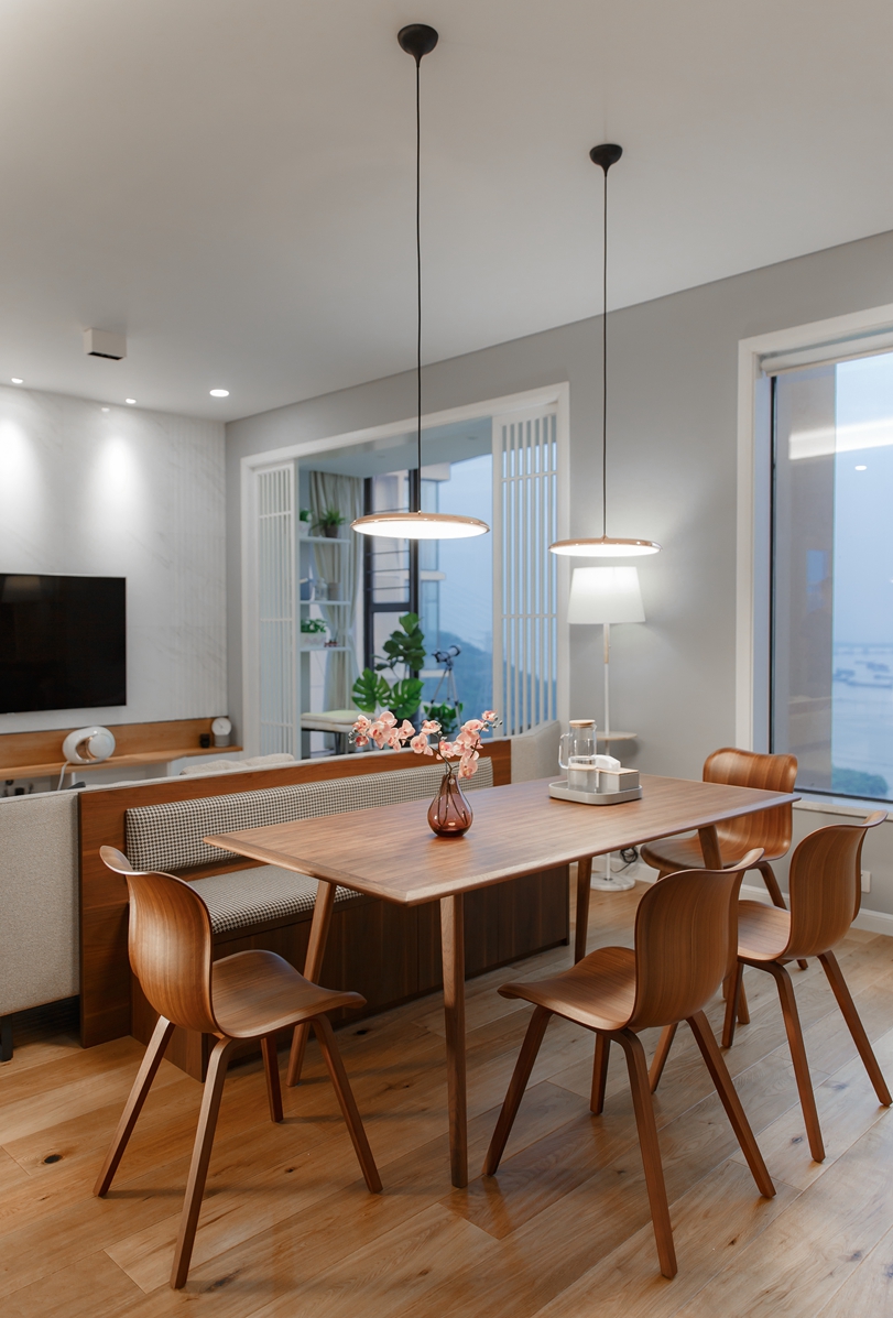 北歐簡(jiǎn)約風(fēng)格家裝設(shè)計(jì)室內(nèi)裝修效果圖-餐廳餐桌 北歐簡(jiǎn)約風(fēng)格家裝設(shè)計(jì)室內(nèi)裝修效果圖-餐廳餐桌