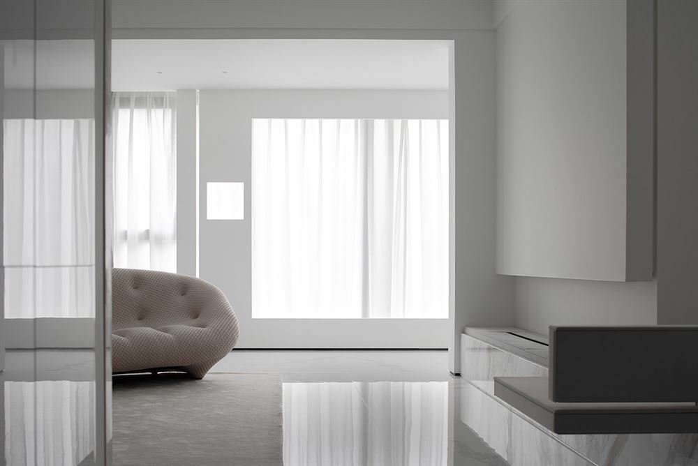 廣州市星河灣半島現(xiàn)代簡約風格三居室裝修案例