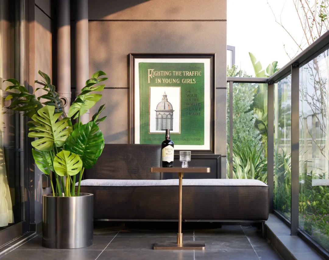 現(xiàn)代輕奢風(fēng)格室內(nèi)設(shè)計(jì)家裝案例-陽臺(tái) 現(xiàn)代輕奢風(fēng)格室內(nèi)設(shè)計(jì)家裝案例-陽臺(tái)