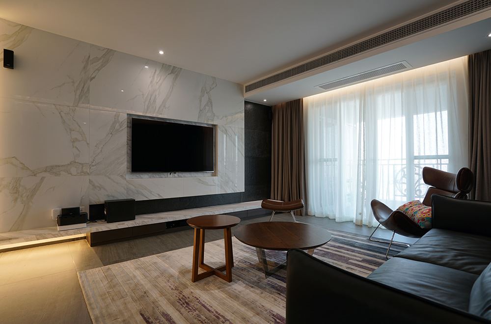 廣州市南航碧花園別墅現(xiàn)代簡約風(fēng)格三居室裝修案例