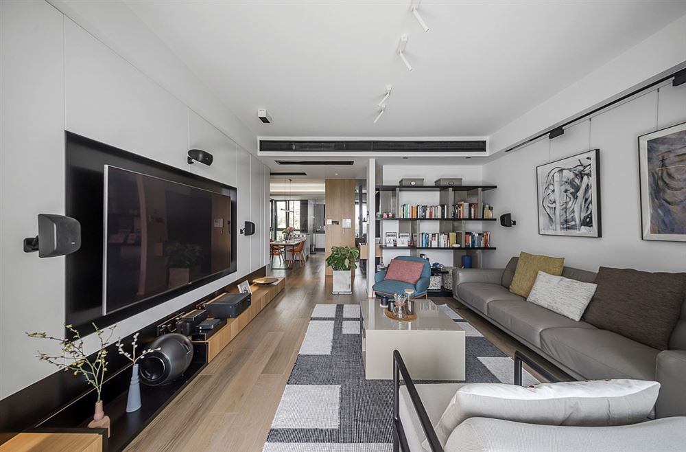 臺州市濱海灣花苑現(xiàn)代簡約風(fēng)格三居室裝修案例