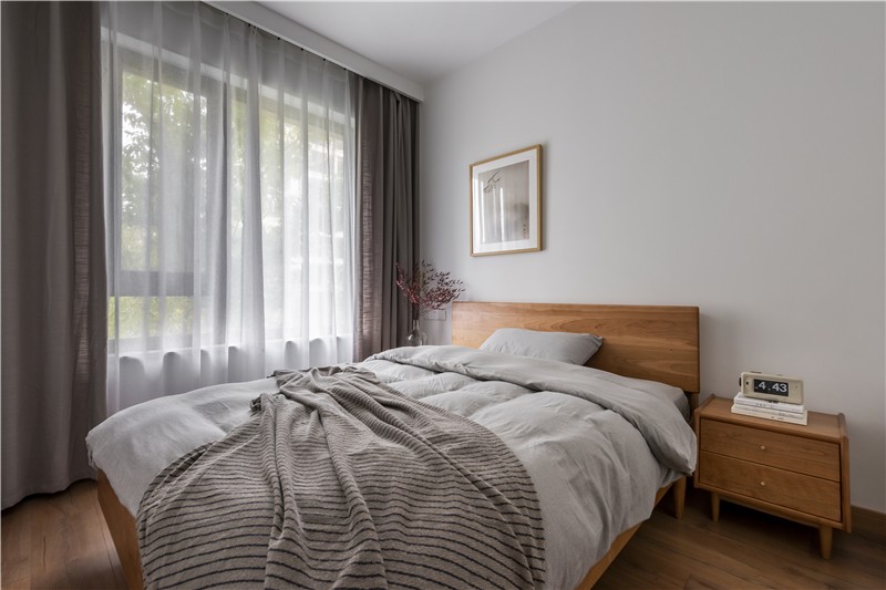 佛山裝修公司現(xiàn)代原木風格室內(nèi)裝修效果圖-臥室 佛山裝修公司現(xiàn)代原木風格室內(nèi)裝修效果圖-臥室