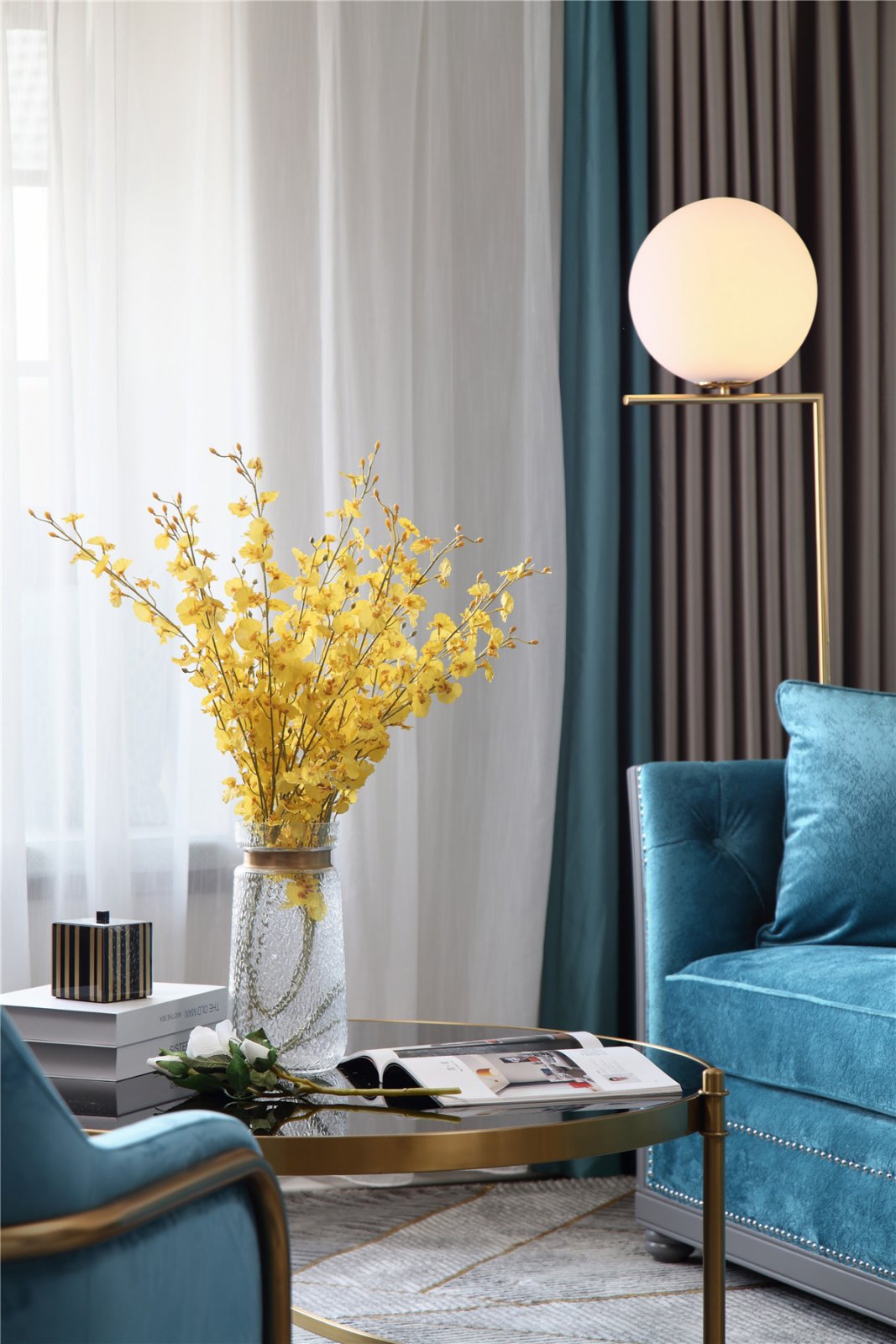 美式輕奢風(fēng)格家裝設(shè)計室內(nèi)裝修效果圖-茶幾 美式輕奢風(fēng)格家裝設(shè)計室內(nèi)裝修效果圖-茶幾