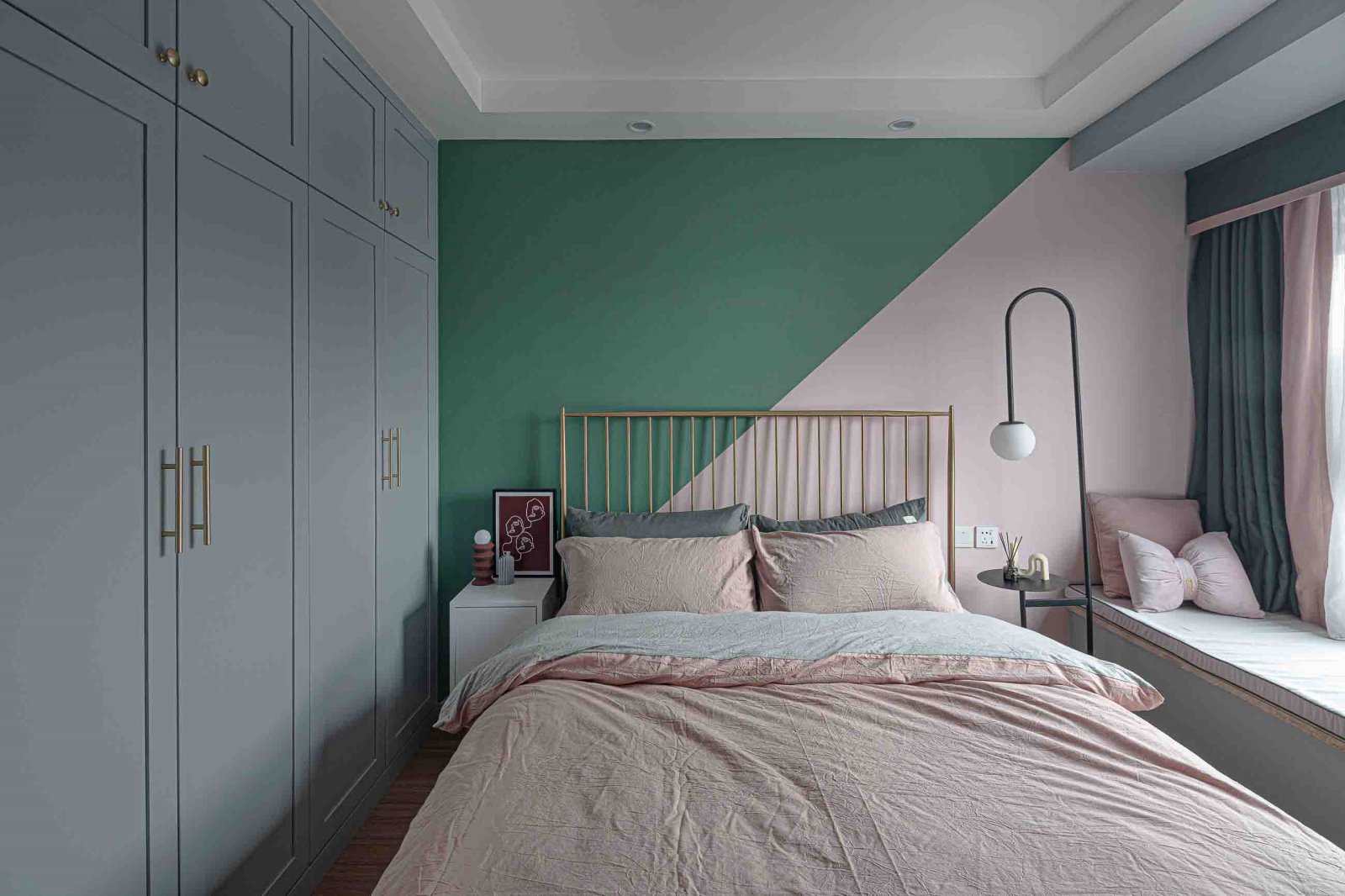 裝修案例現(xiàn)代輕奢風(fēng)格室內(nèi)裝修效果圖-主臥 裝修案例現(xiàn)代輕奢風(fēng)格室內(nèi)裝修效果圖-主臥