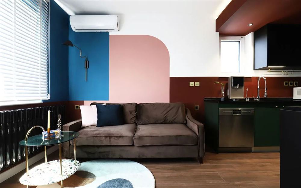 昭通市濟川門匯通大廈現(xiàn)代風格三居室裝修案例