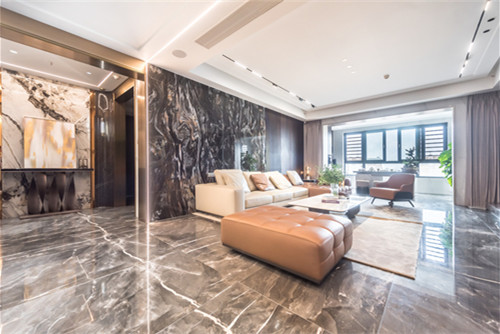 ?？谑协h(huán)球100寶龍城輕奢風(fēng)格四居室裝修案例